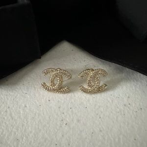 CHANEL Crystals Stud Earrings authentic
